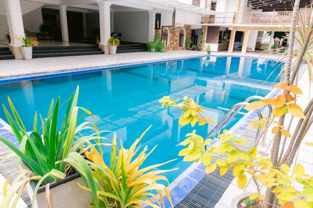 Romantic Garden Hotel เนกอมโบ ภายนอก รูปภาพ